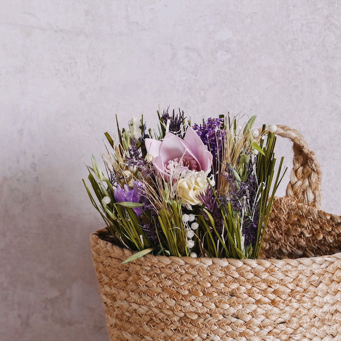 Hestia Dried Floral Bouquets 25cm